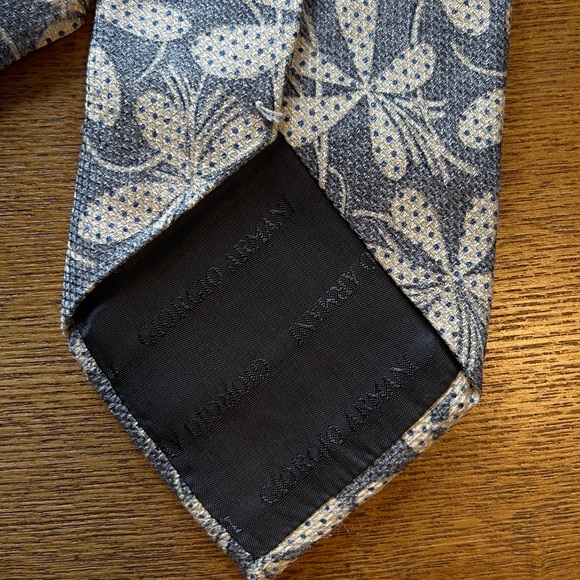 ARMANI Vintage Tie (Giorgio Armani, 100% Silk,Made in Italy)-Excellent Condition - Picture 4 of 6